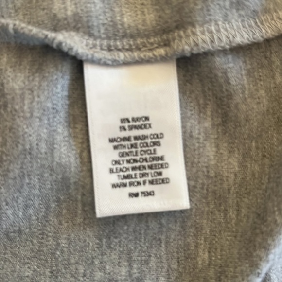 Adrienne Vittadini Gray Shortsleeved Dress Size Small - Picture 8 of 8